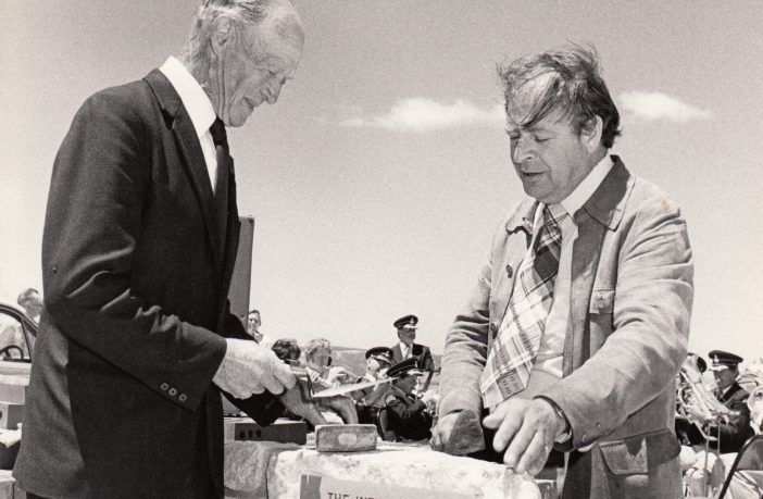 Peter Lehmann Wines unveils tribute wine for $2,000 a magnum